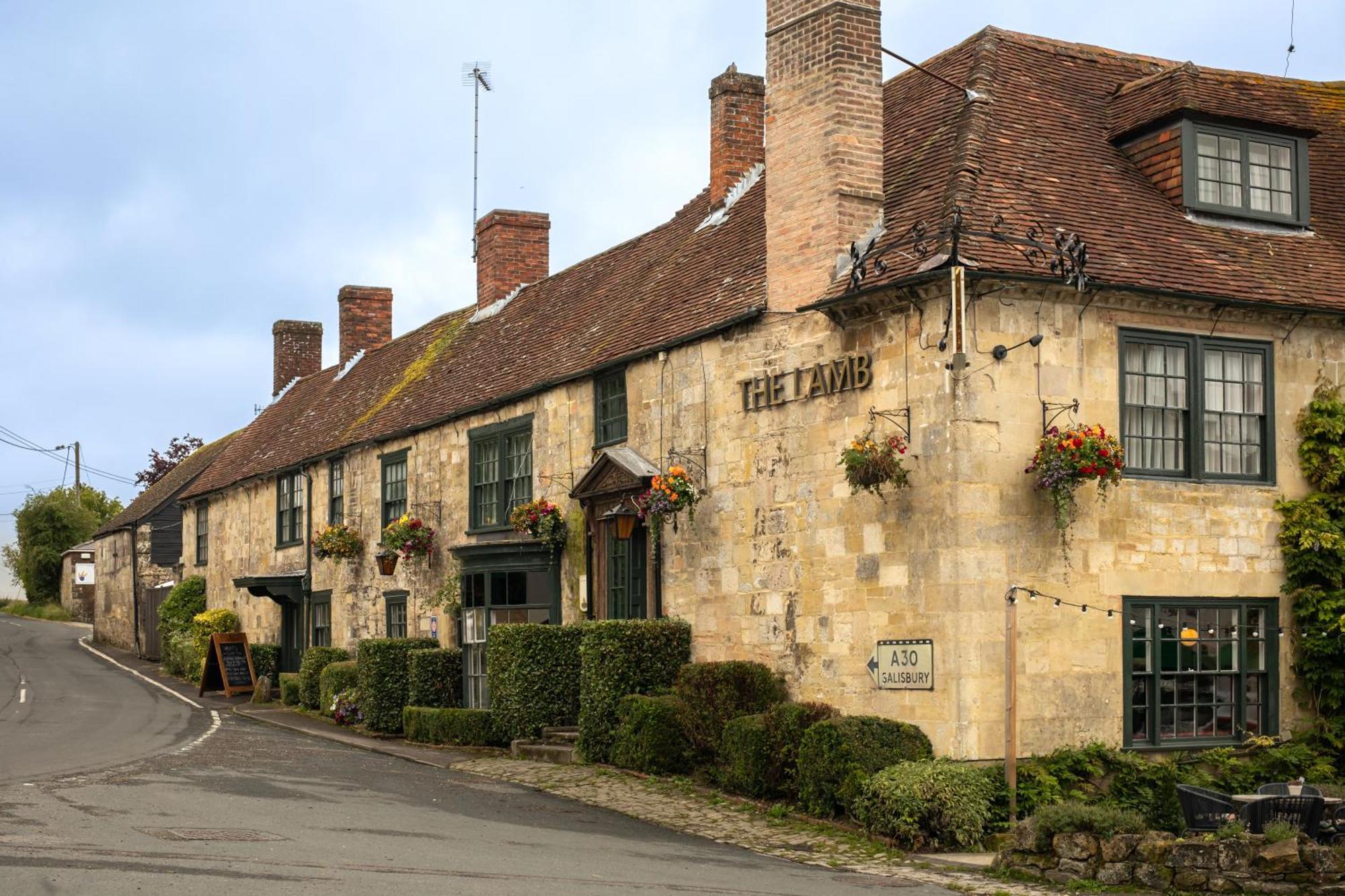 The Lamb Inn Hindon ภายนอก รูปภาพ