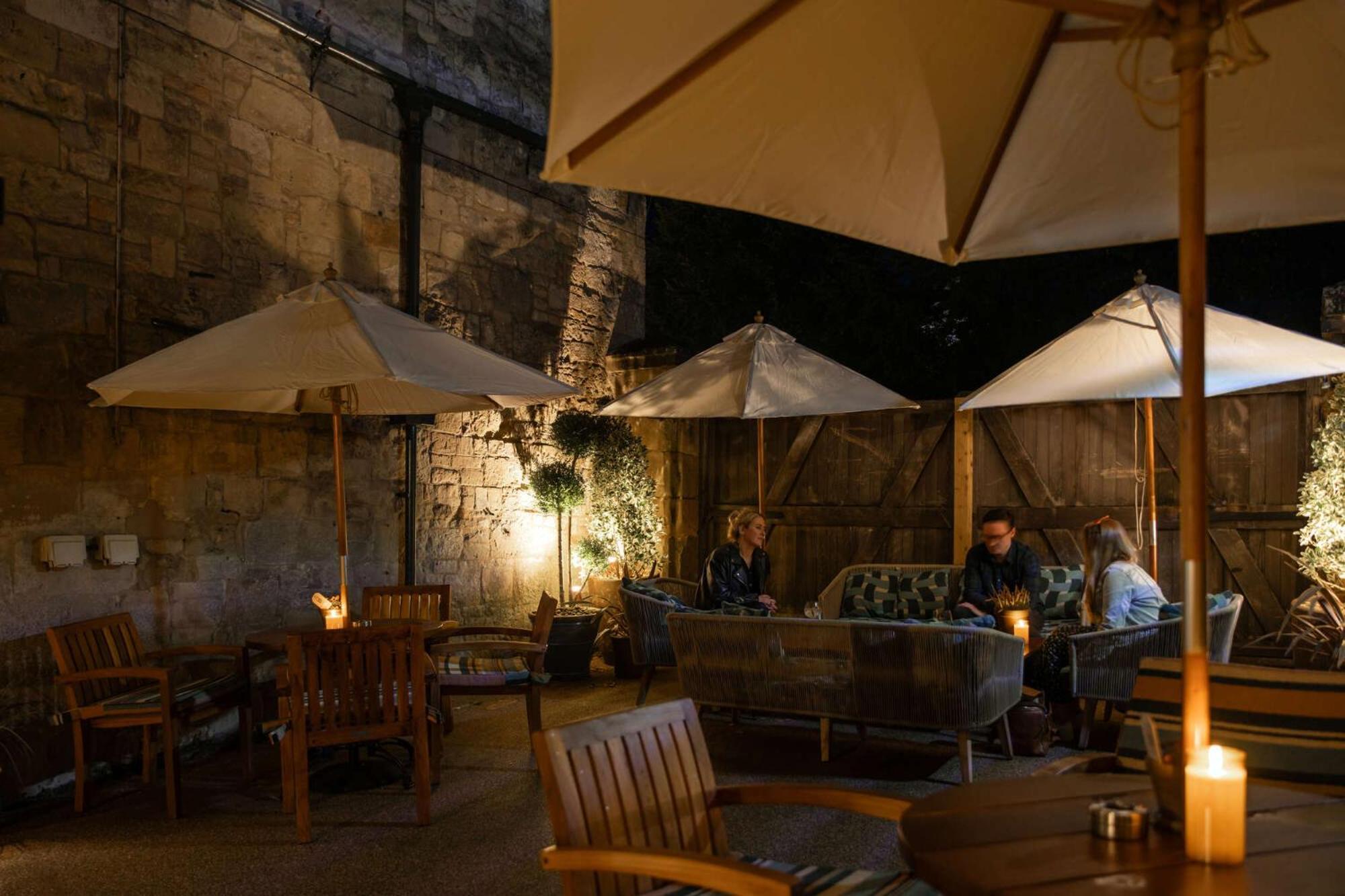 The Lamb Inn Hindon ภายนอก รูปภาพ
