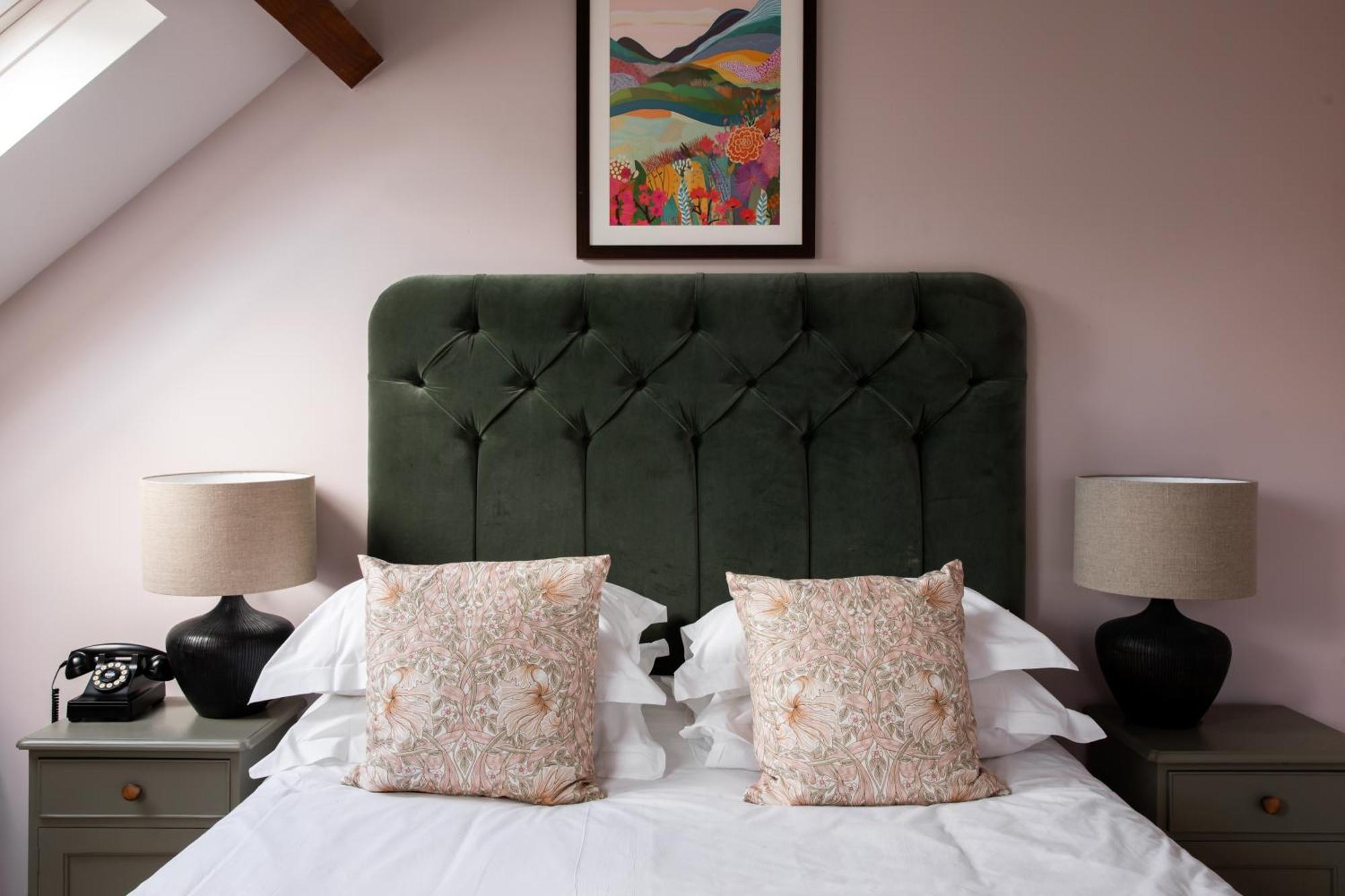 The Lamb Inn Hindon ภายนอก รูปภาพ