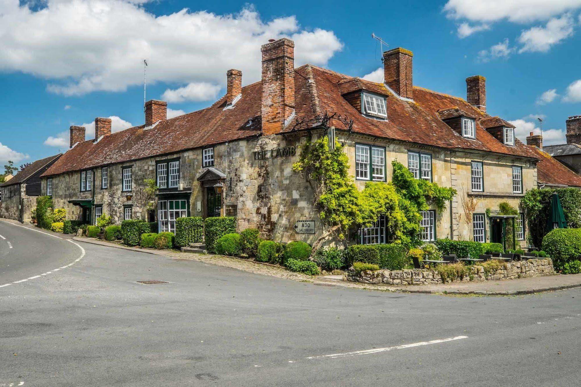 The Lamb Inn Hindon ภายนอก รูปภาพ